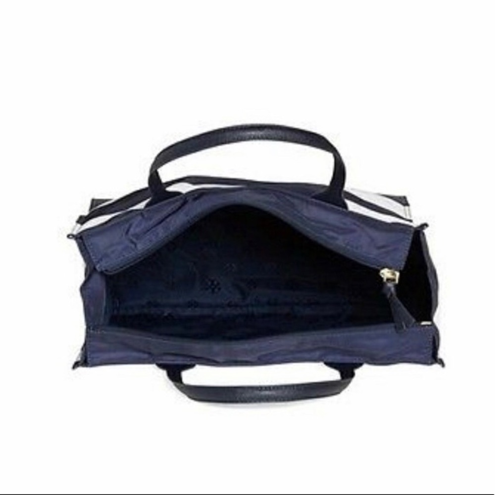Tory Burch Ella Striped Packable Shoulder Bag - Picture 4 of 16